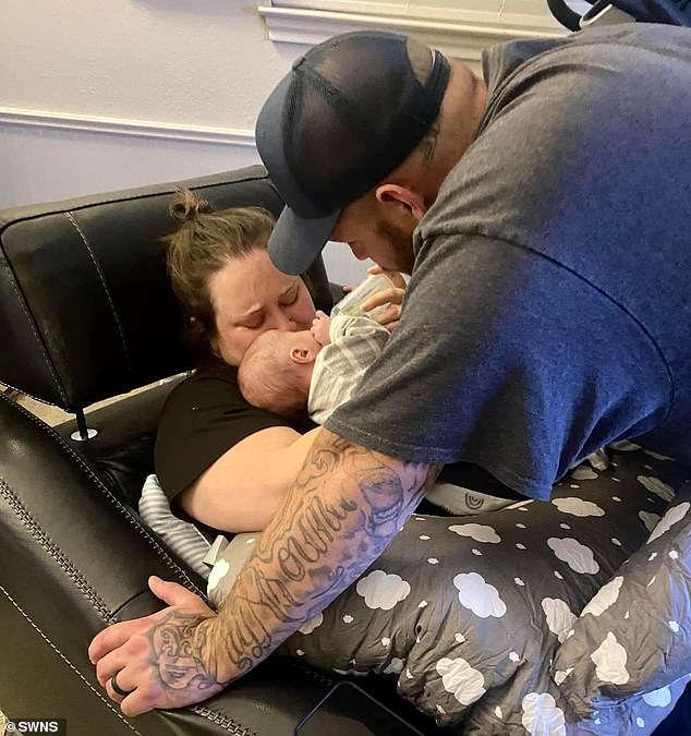 Now, she is finally healed and is on a mission to urge people to 'listen' to their bodies if something doesn't seem right