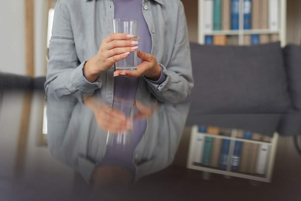 Urologist Reveals Optimal Time Day Drink Water Maximum Health Benefits
