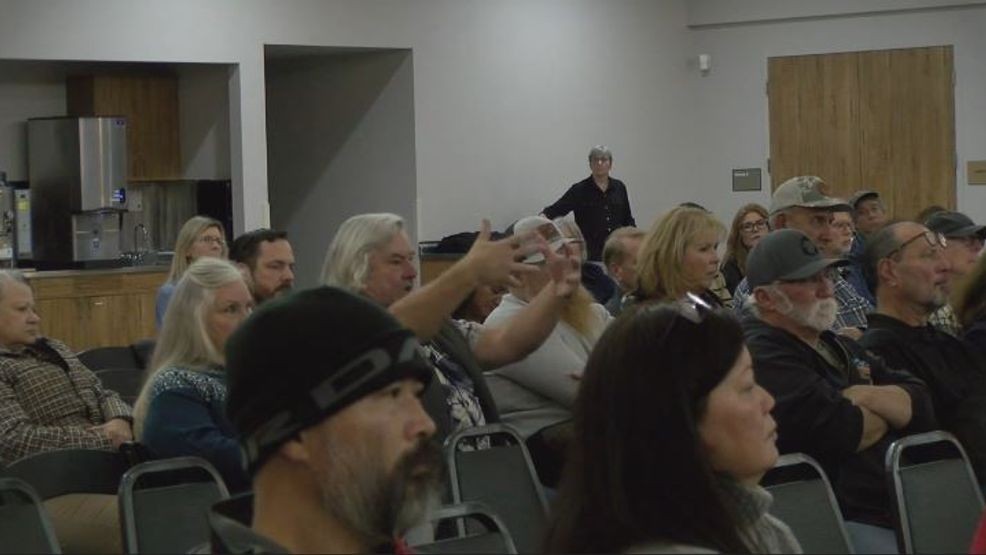 Residents interrupted the presentation a number of times to ask their own questions after it was revealed they would only be allowed to submit written questions for Plummer to pick from in the last 30 minutes of the event.{ }