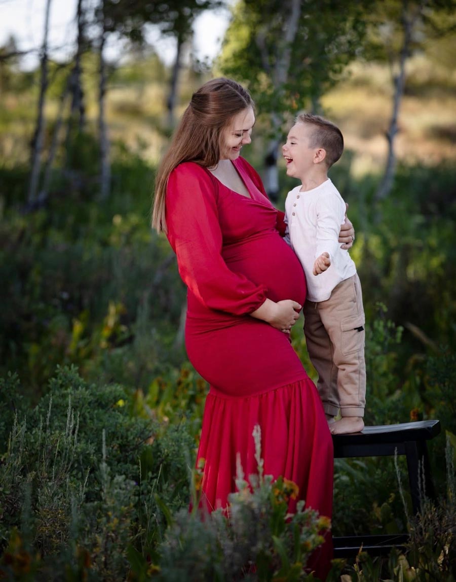 Cassie Clinger with her son. | Courtesy of Cynthia Clinger