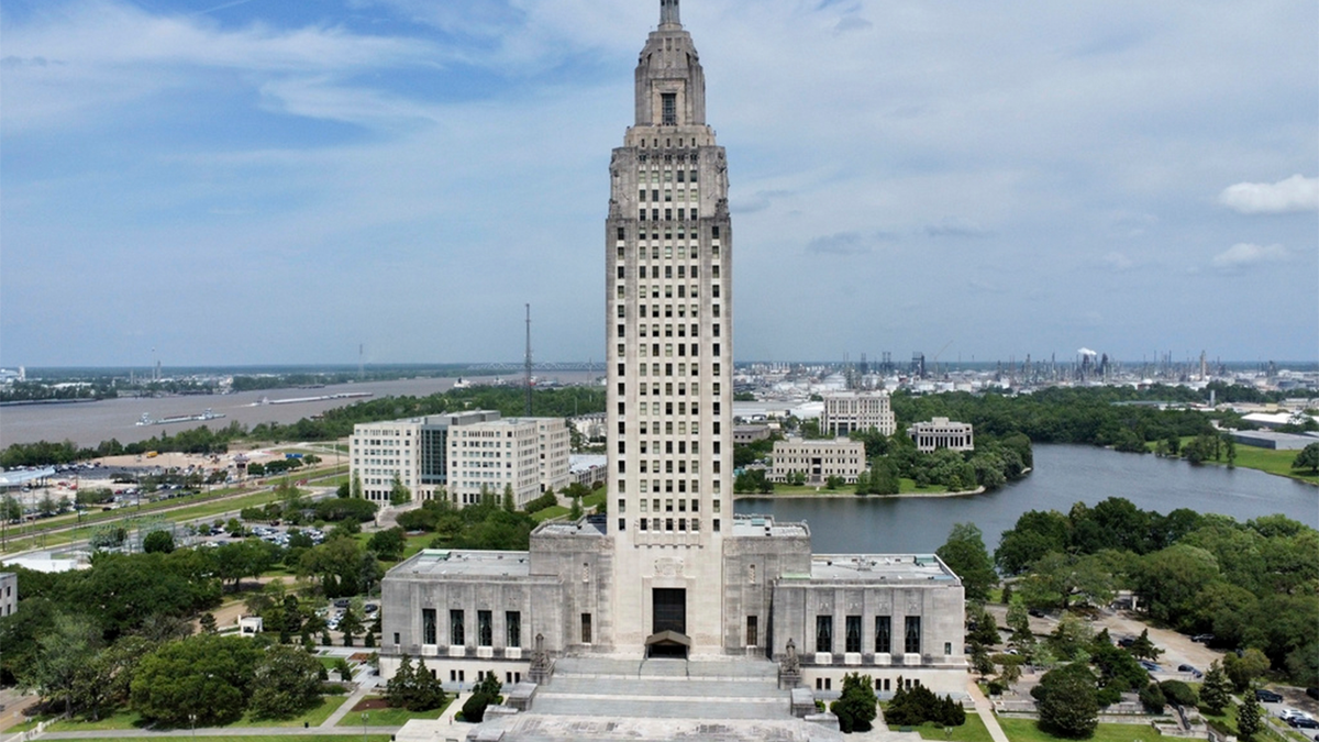 Louisiana capitol building in Baton Rogue