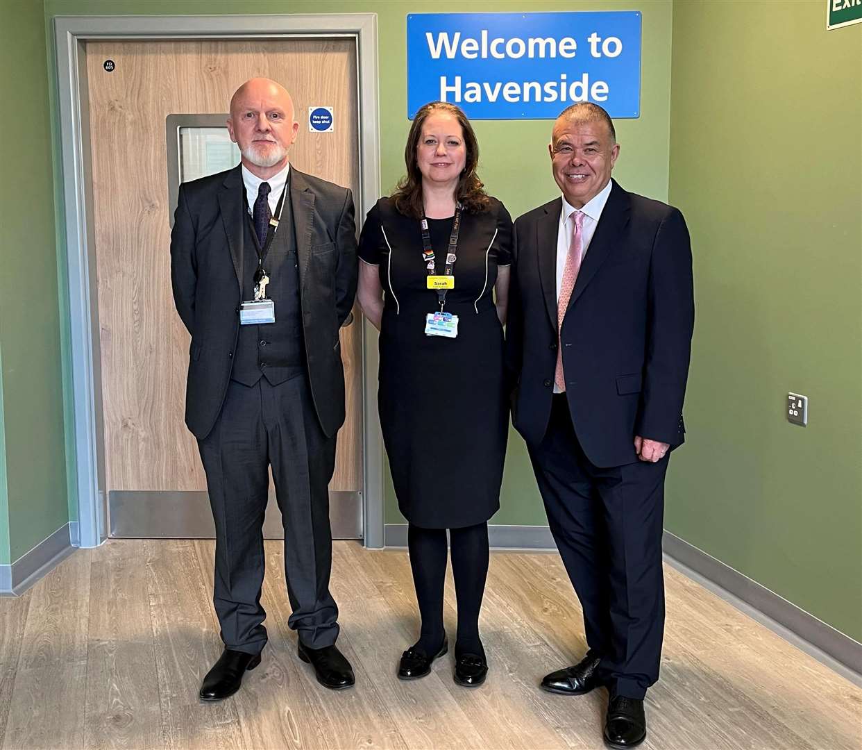 Mark Swain, director of estates and sustainability at LPFT, Sarah Connery, LPFT chief executive and Prof Jonathan Van-Tam. Photo LDRS
