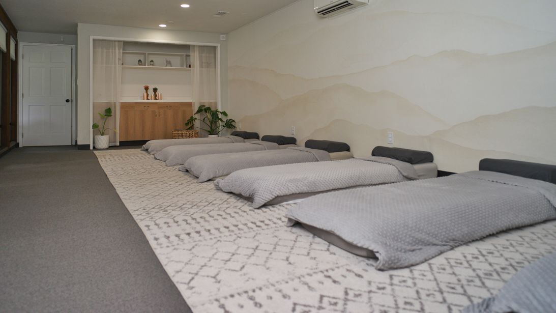 By Oregon law, the drug was administered to retreat participants at a service center. Confluence participants used psilocybin at Omnia Group Ashland, which is licensed by the state.