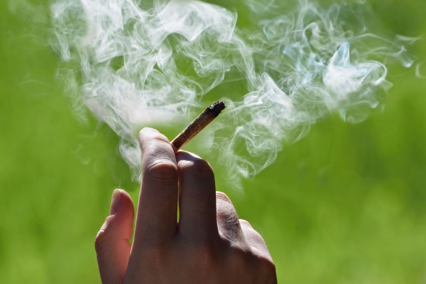 Heavy marijuana use is linked to a bizarre vomiting condition called 