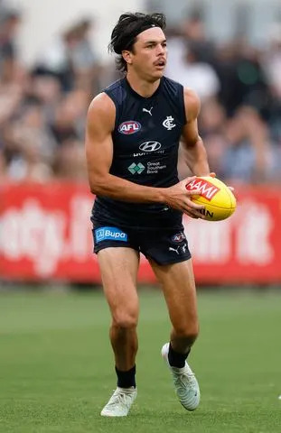 Elijah Hollands on Feb. 25, 2026 in Melbourne, AustraliaCredit: Michael Willson/AFL Photos via Getty
