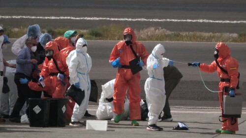 APTOPIX Spain Hantavirus Ship