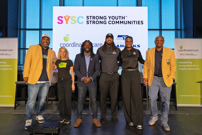 Beth Johnson,CEO of Coordinated Care, was joined by legendary athletes Walter Jones, Marcus Trufant, Garry Gilliam, Iman McFarland and Warren Moon to speak to teens from across the Puget Sound Region at Lumen Field to discuss the value of connection and support for mental health.